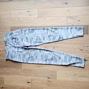 Grey camo athletic leggings